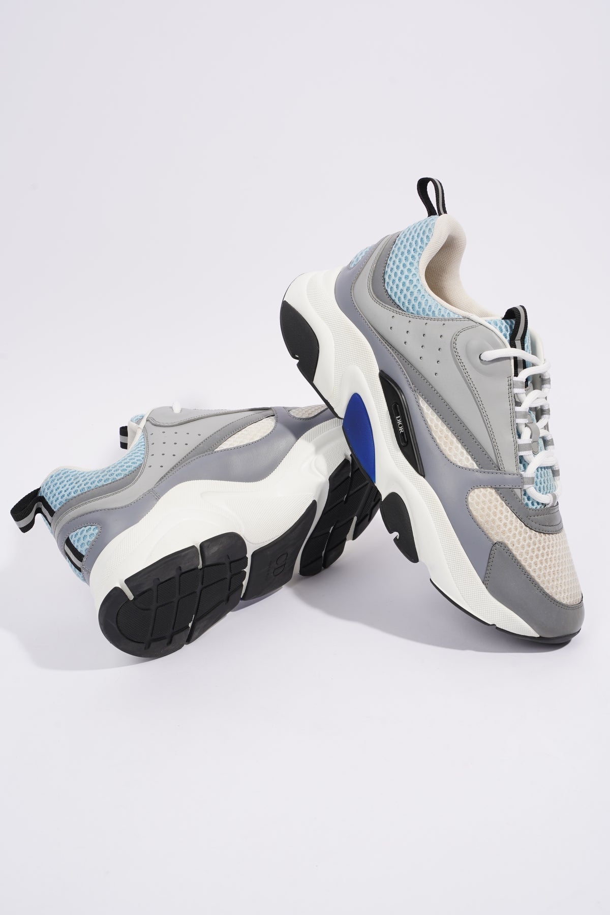 B22 Sky Blue And Grey