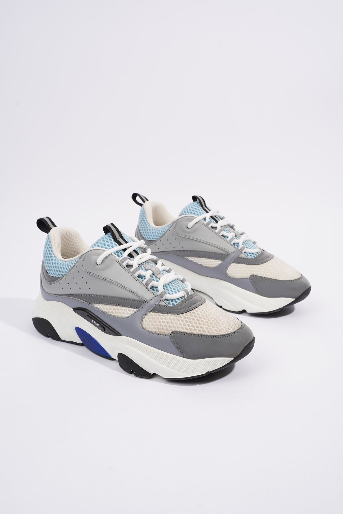 B22 Sky Blue And Grey