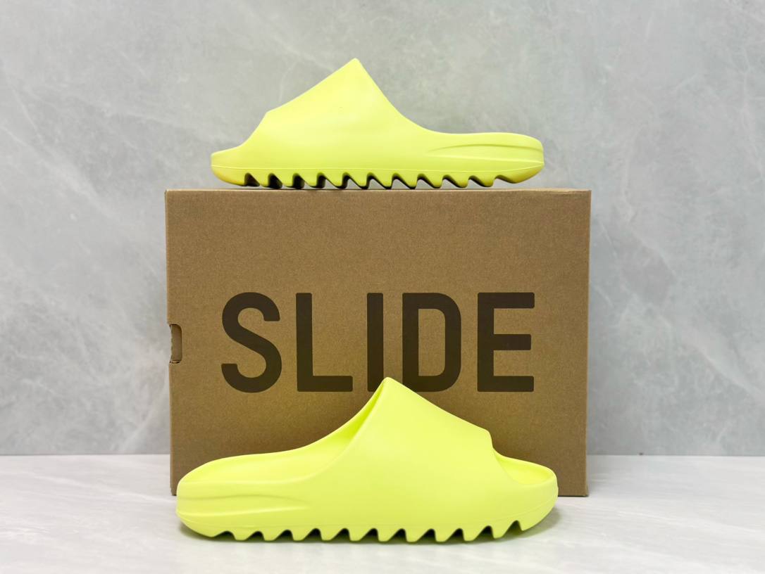 Yeezy Slide Glow Green