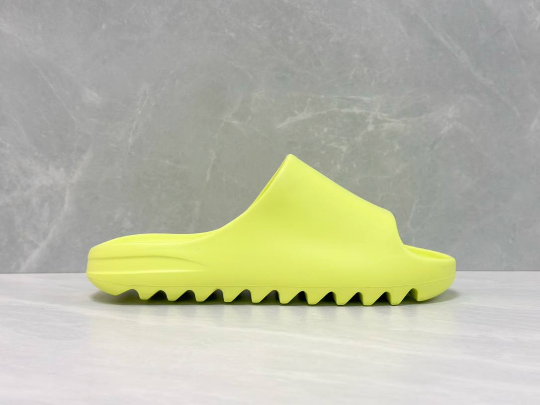 Yeezy Slide Glow Green