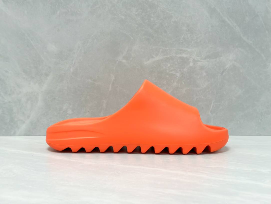 Yeezy Slide Orange