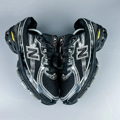 New Balance 740 Black Silver