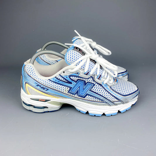 New Balance 740 bleu