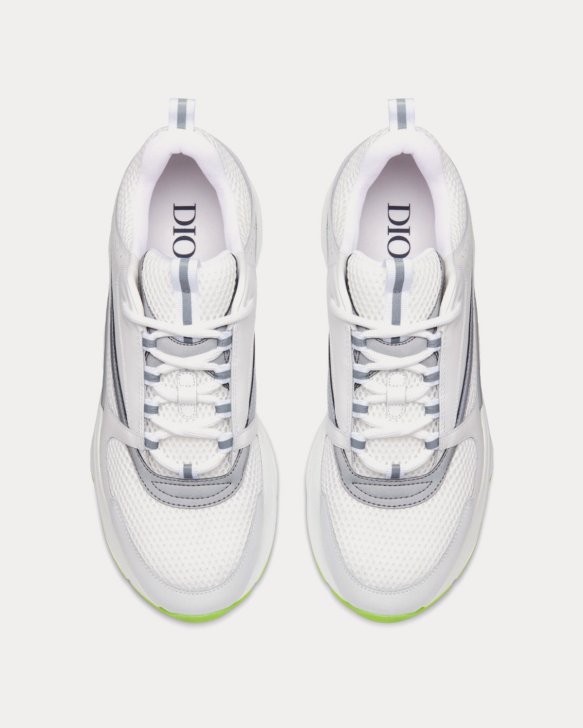 B22 White And Green