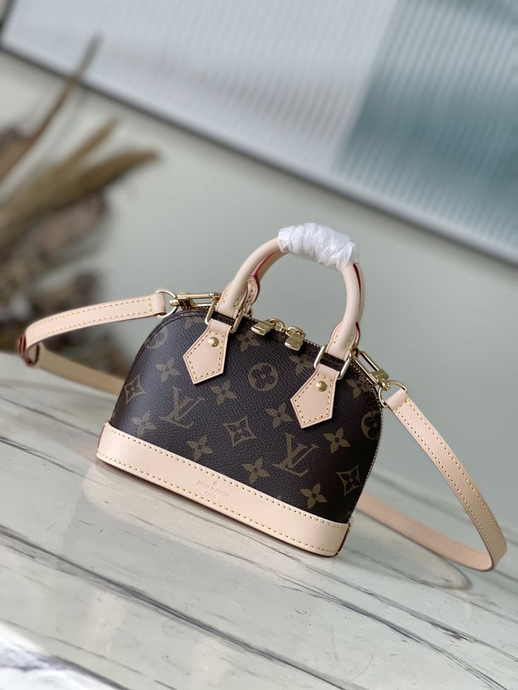 Sac LV Nano Alma