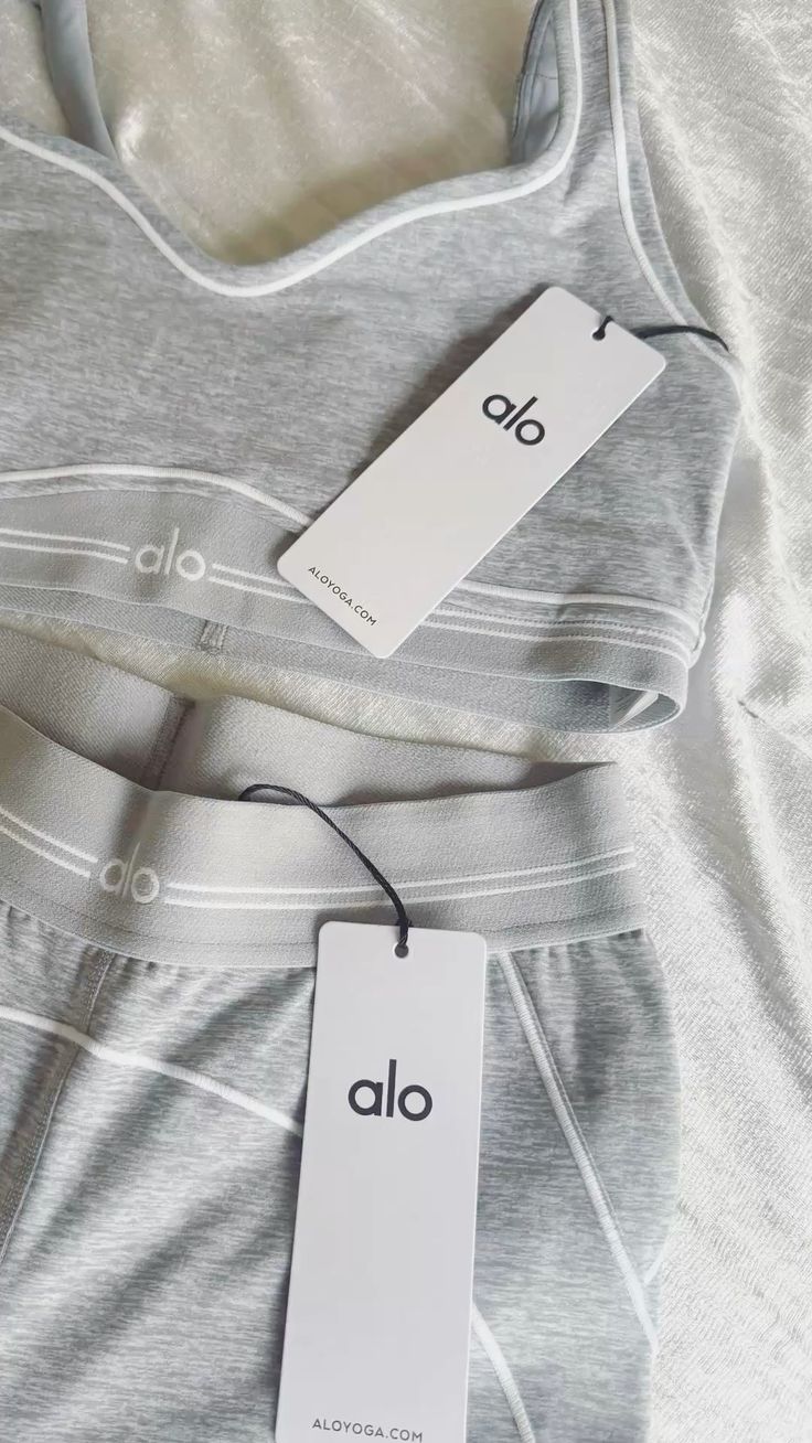 Ensemble Alo Gris