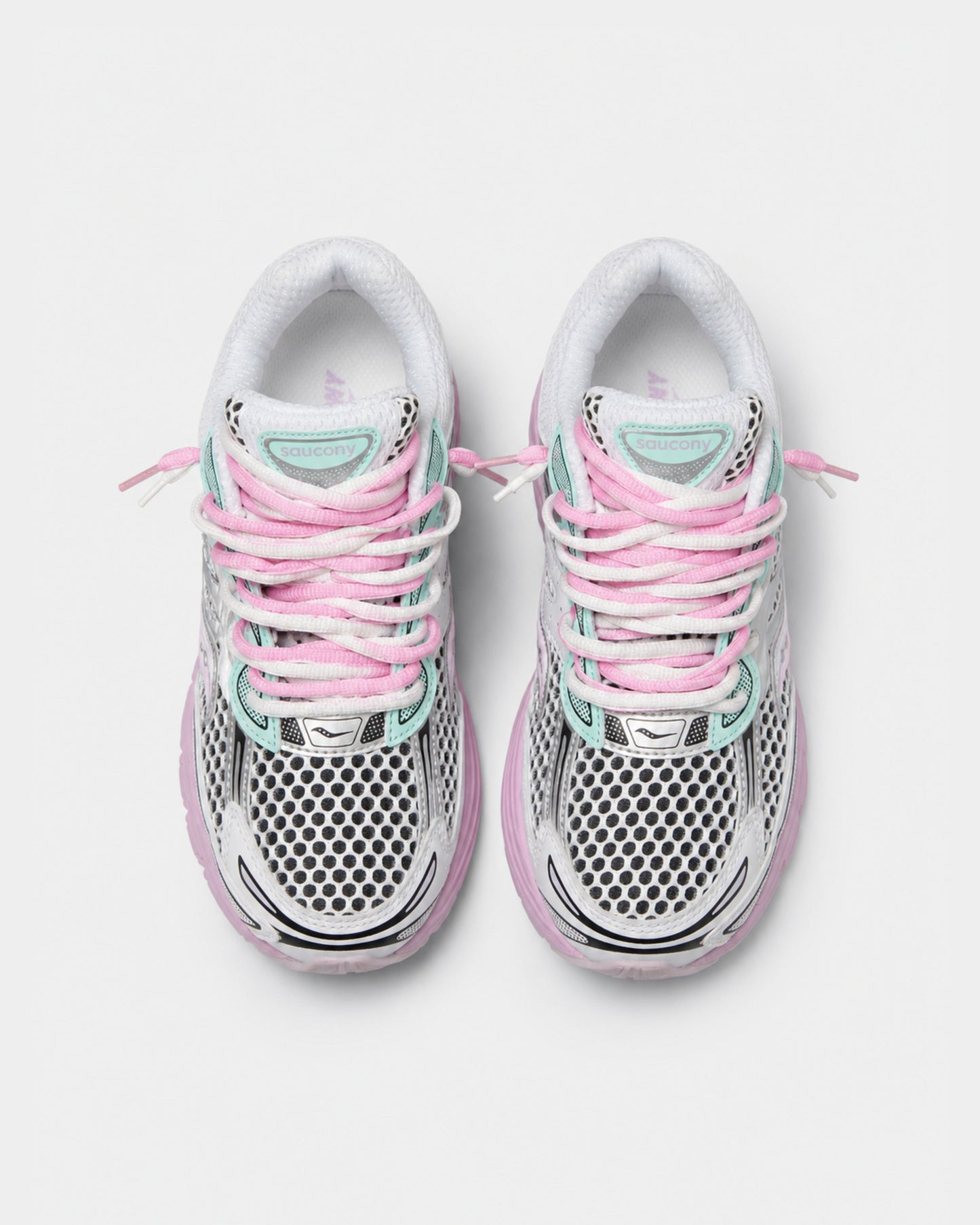 Saucony ProGrid Omni 9 White Lilac