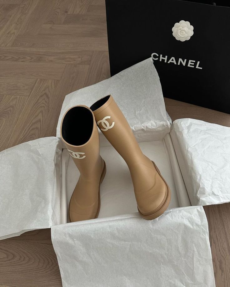 Bottes Chanel Beige