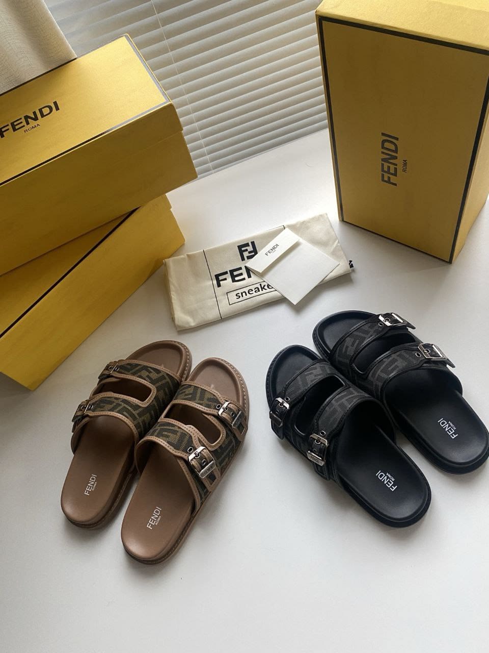Sandales Fendi FF Noir Homme