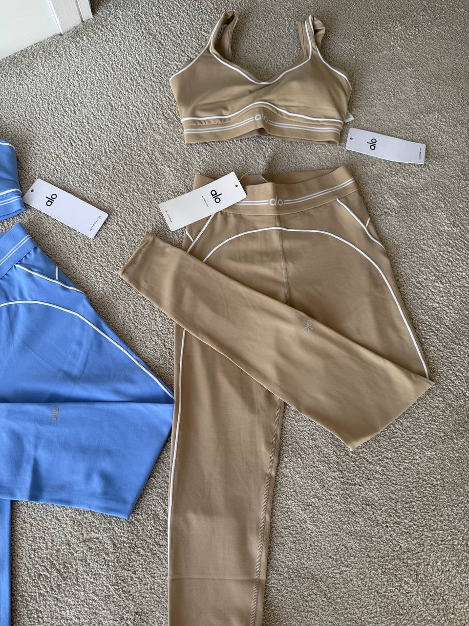 Ensemble Alo Beige