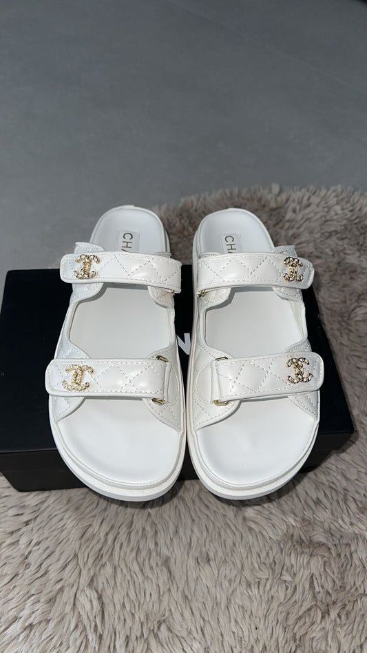 Sandales Chanel Blanche