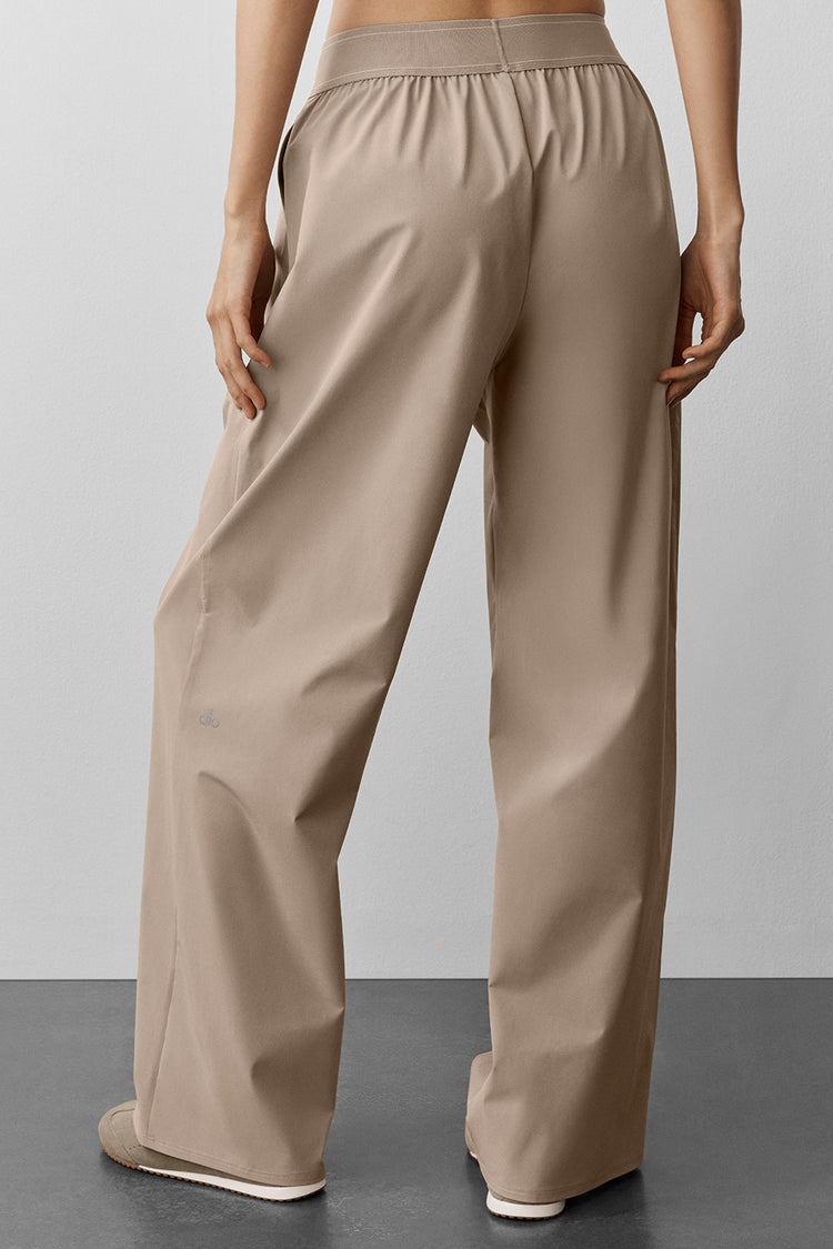 Pantalon alo Beige